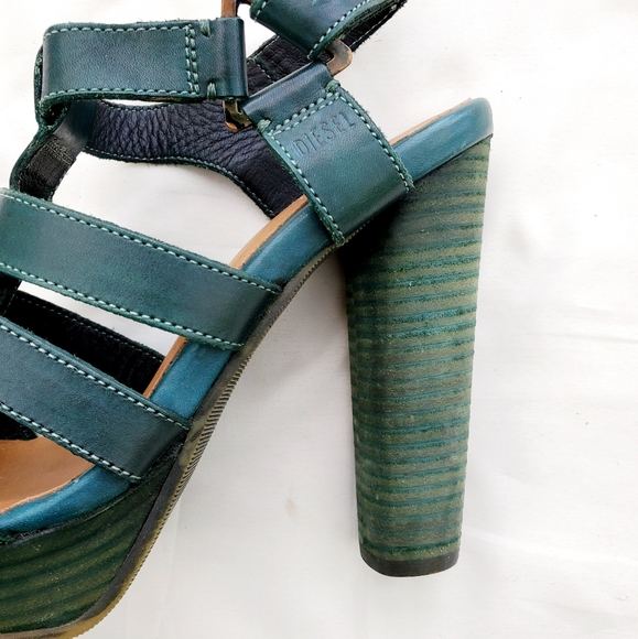 Diesel strap sandals green leather & wooden heels - Picture 2 of 11